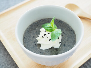 黒ごま豆乳プリン