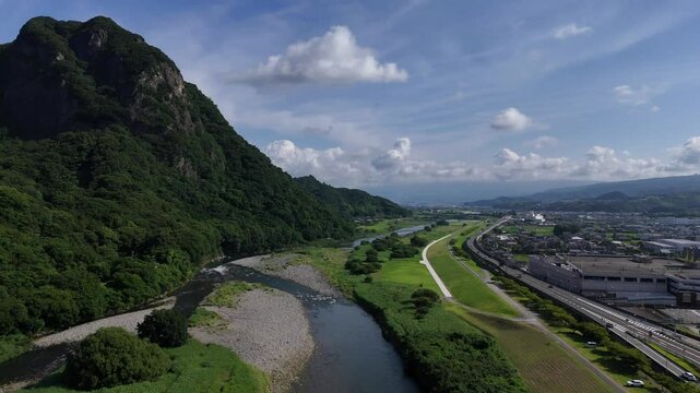 城山と狩野川 - 静岡県伊豆の国市,日本