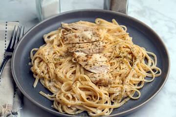 chicken alfredo
