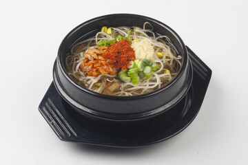 Kongnamul gukbap is a soup made by boiling rice and bean sprouts with various seasonings.