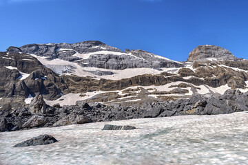 Snowy view of Monte Perdido and Pico del Cilindro. In the Ordesa and Monte Perdido Natural Park, Huesca, Aragon, Spain.