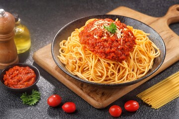 Spaghetti bolognese is a popular classic pasta dish. Using minced meat sauce with a mixture of...