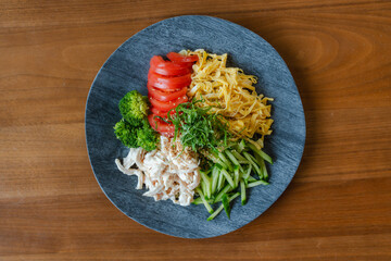 Chilled Japanese Hiyashi Chuka Noodles with Colorful Toppings / 彩り豊かな冷やし中華

