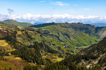 Panorama of the Port de Pailhères with spring snow from the Col de la Coumeille de l’Ours