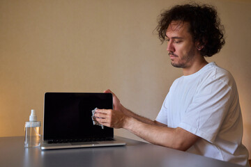 Properly cleaning your laptop screen is essential for optimal performance and clarity during use