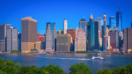 New York City skyline and harbor featuring Lower Manhattan and the Financial District, viewed from Brooklyn Heights Promenade, NY, USA