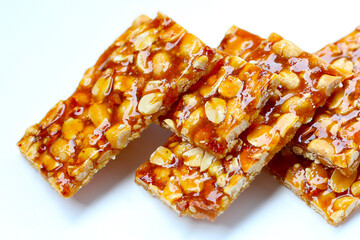 Peanut bars with sweet caramel