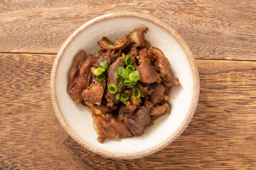 豚　コメカミ　ピリ辛焼き