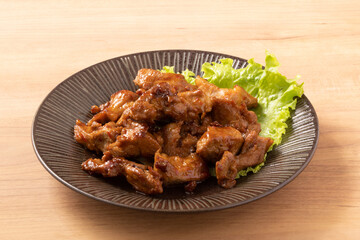 豚　コメカミ　ピリ辛焼き