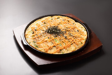 とろろ焼き　明太子ソース