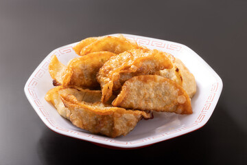 揚げ餃子