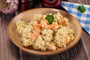 Gourmet risotto with prawn and cheese