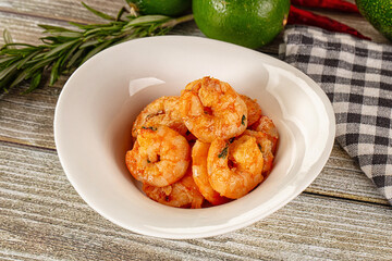 Roasted shrimps in the bowl