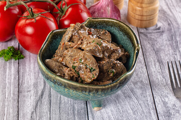 Chicken liver in cream sauce