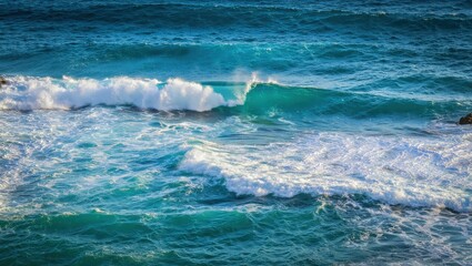 Naklejka premium Ocean waves crashing on the shore with turquoise water