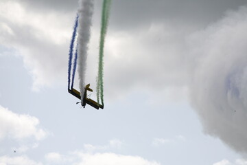 Airplanes © Adam Stopa