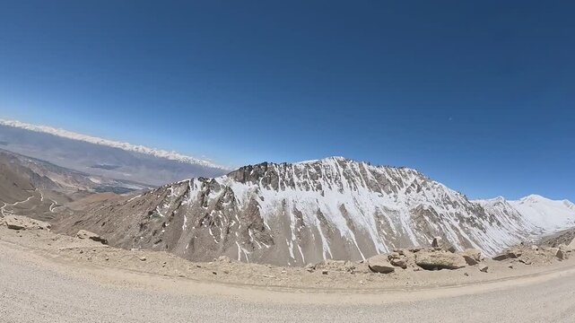 he journey from Khardung La pass to Nubra Valley 