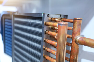 Copper tube heat exchanger with aluminum fin for using in air conditioner and refrigeration system