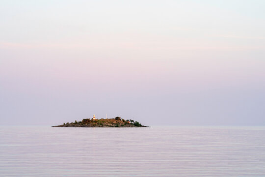 Leuchtturm Fogdens fyr im V&auml;nern bei &Aring;m&aring;l, Schweden