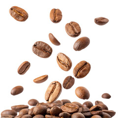 Obraz premium coffee beans isolated on white