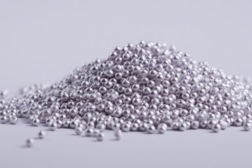 Pearl silver masterbatch pellets this polymer serves as a colorant for plastic products