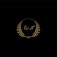 Fototapeta premium QN beautiful feminine and elegant wedding monogram initial logo with circle floral gold