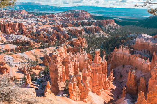 Sunrise Point Overlook at Bryce Canyon Amphitheater, Bryce Canyon National Park, Utah