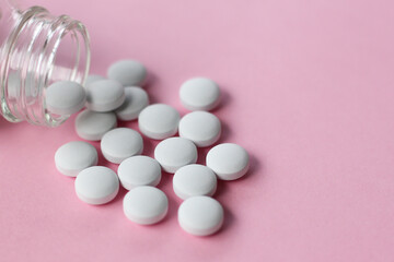 White round anti-inflammatory tablets