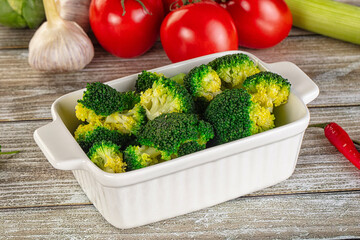 Boiled broccoli cabbage in the bowl