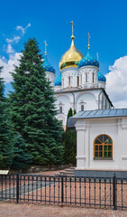 The Transfiguration Cathedral and the Church of St. Roman the Melodist with the tomb of the Romanov boyars, 17th century, Novospassky Stavropegic Monastery, landmark
