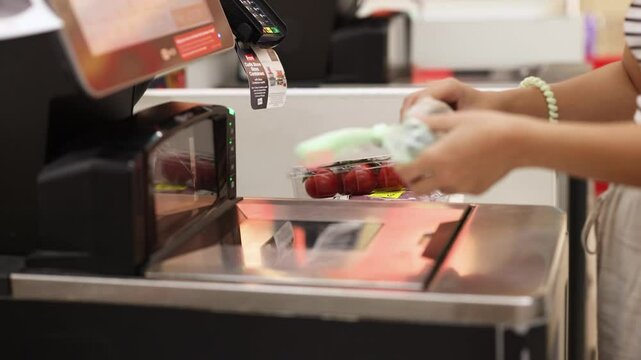Cashless Checkout at Gold Coast Supermarket