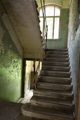Treppenhaus in leerstehendem Abbruchhaus