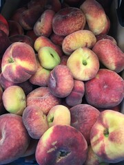 peaches on market