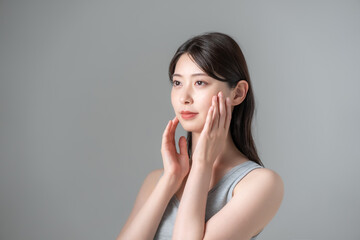 女性　ビューティー　スキンケア