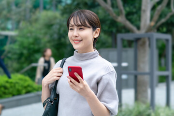 女性