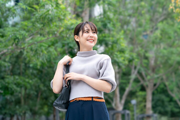 女性