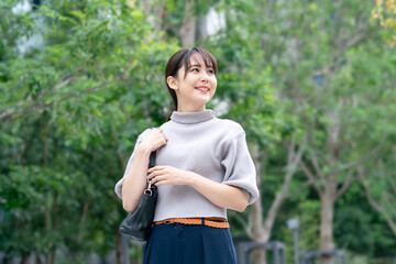 女性
