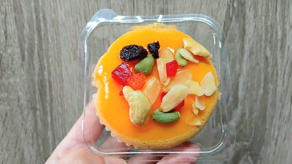 Fruit Cupcake for Eating after Meal