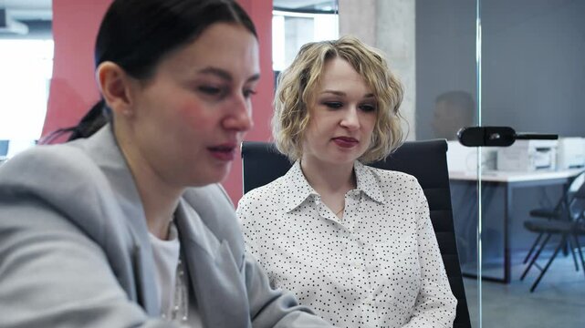 Group of business people partners during a set team meeting in the modern office. business team working find solution together