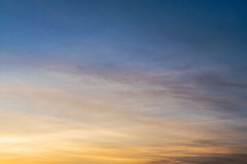 初夏の空　茜色に染まる夕焼け空36