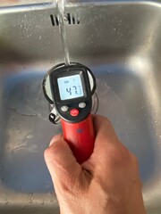 Laserowy miernik temperatury 47 C