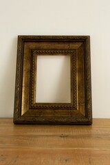Photo frame outline, Close-up