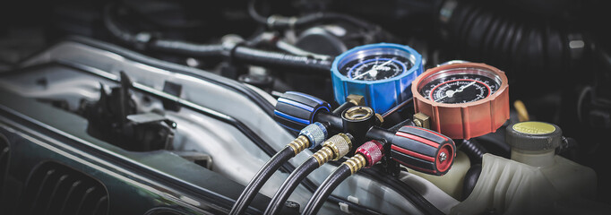 Car air conditioner check service, leak detection, fill refrigerant.Device and meter liquid cooling in the car by specialist technicians.