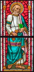 Selbstklebende Fototapeten PIACENZA, ITALY - MAY 20, 2025: The St. Peter the Apostle in the stained glass in church Basilica di San Francesco by Franz Xaver Zettler from year 1889. © Renáta Sedmáková