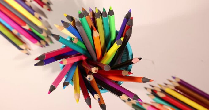 Discover a range of colorful drawing tools perfect for back to school. This engaging activity showcases various pencils and accessories, inspiring students to express their creativity.