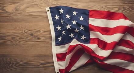 Obraz premium American Flag Draped on Rustic Wood: Patriotism and Heritage