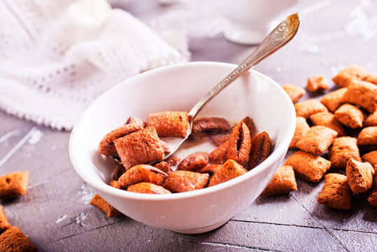 dry breakfast in white bowl - Powered by Adobe