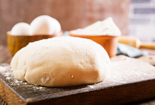 dought and ingredients, fresh dought