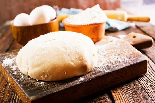 dought and ingredients, fresh dought