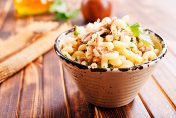 macaroni with fried minced meat